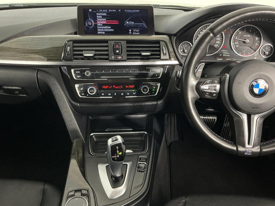 Photo '18' of BMW 320I