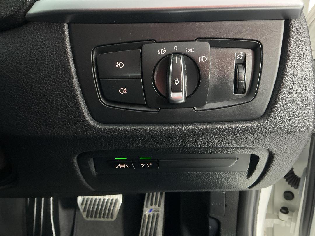 Photo '24' of BMW 320I