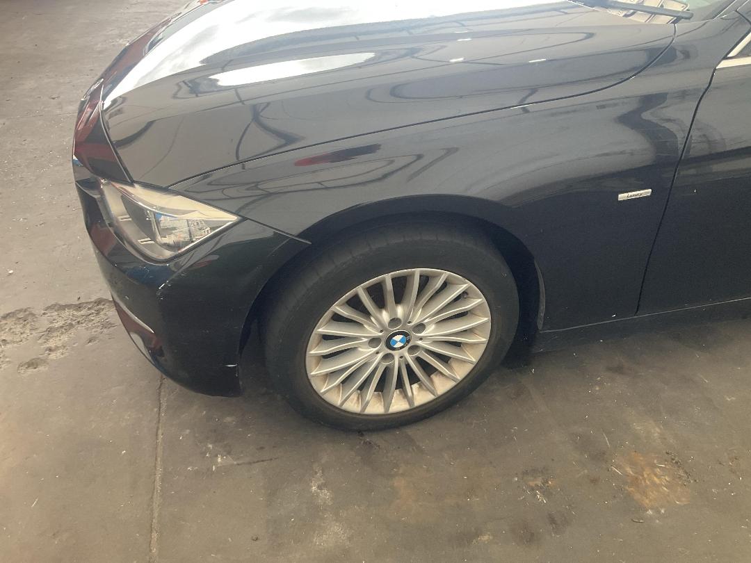 Photo '6' of BMW 320I