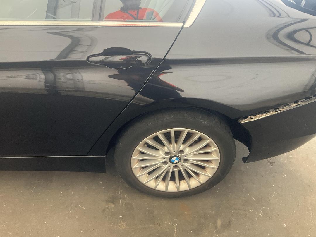 Photo '10' of BMW 320I