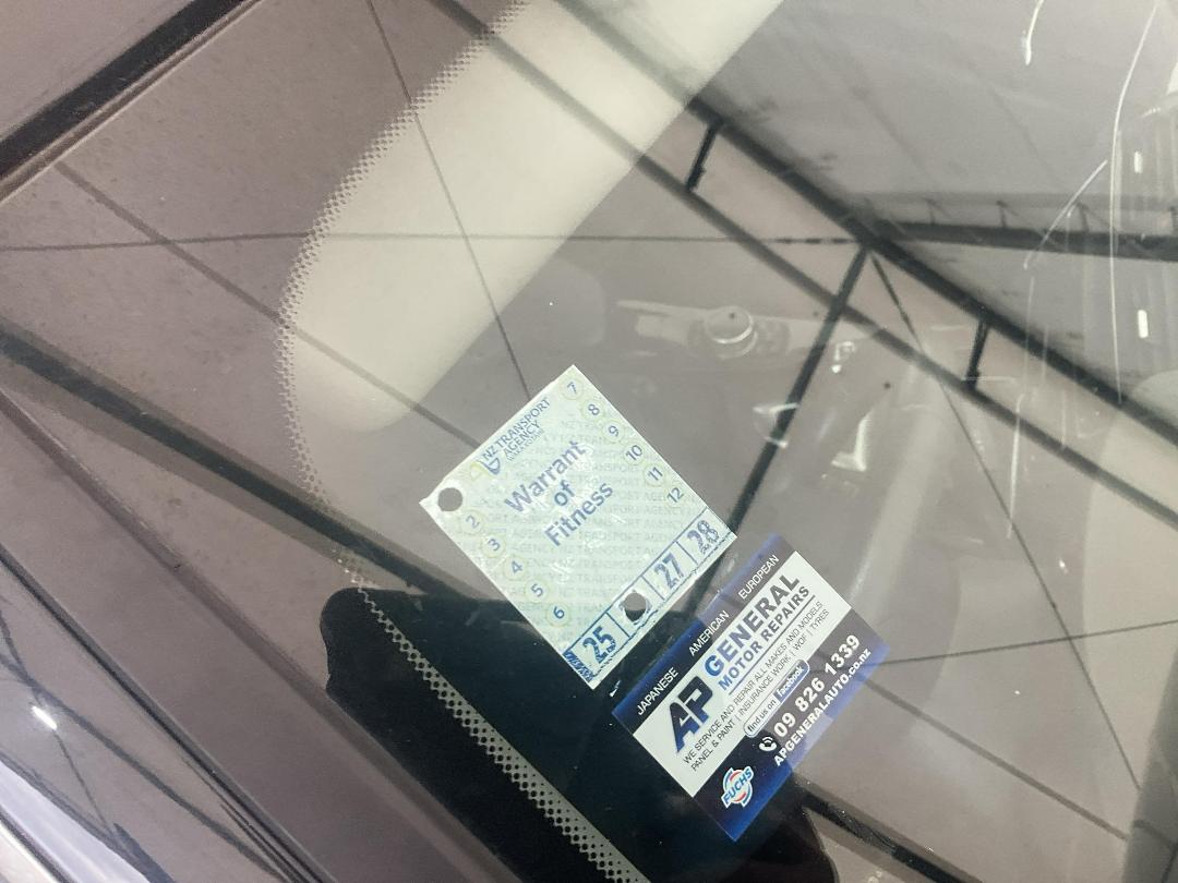 Photo '19' of BMW 320I