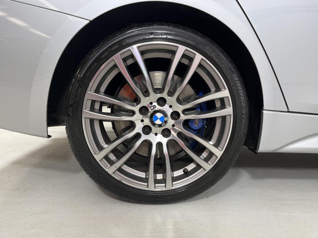 Photo '12' of BMW 320I