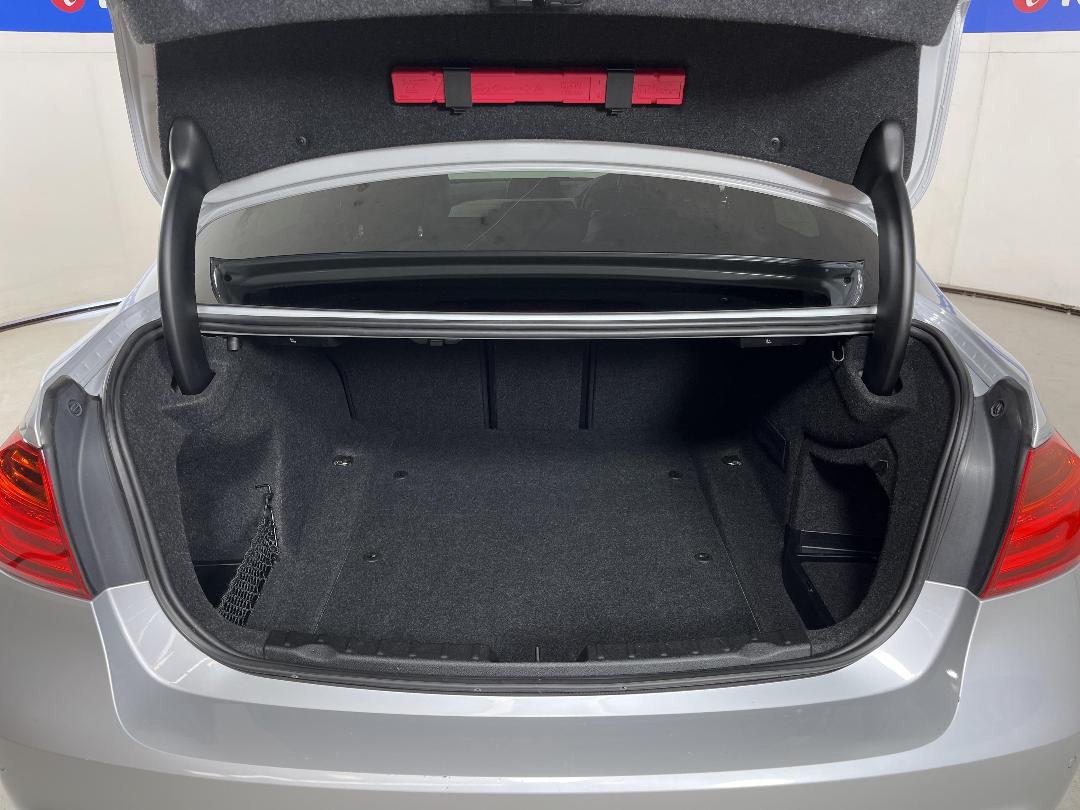 Photo '14' of BMW 320I