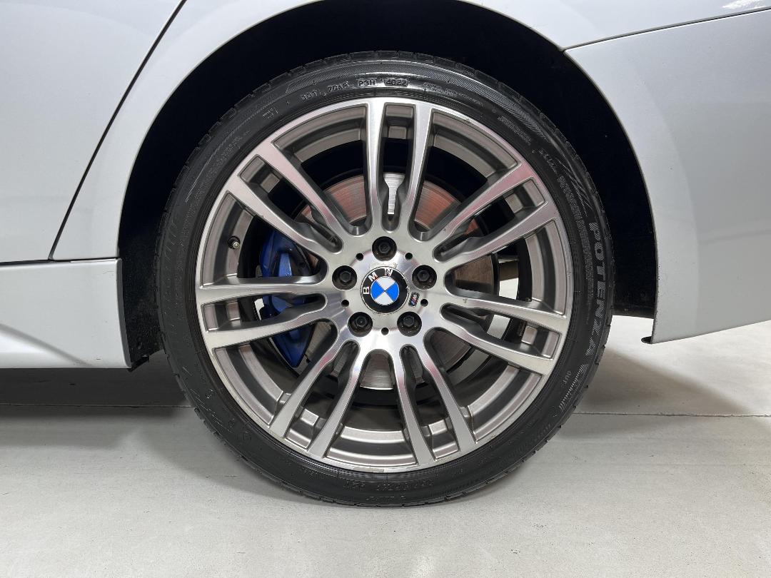 Photo '11' of BMW 320I