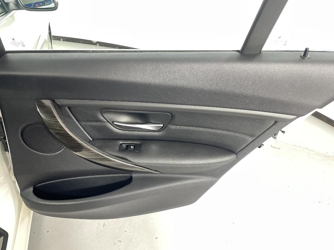 Photo '19' of BMW 328I Photo '19' of BMW 328I