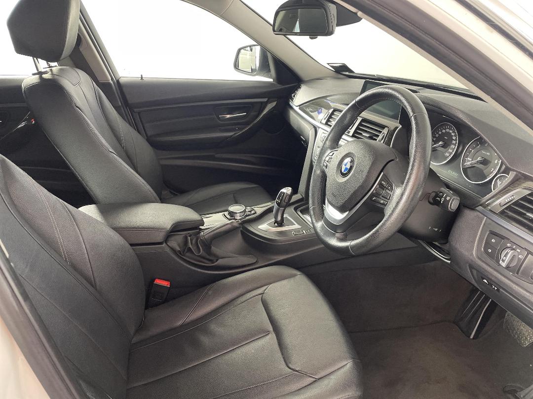 Photo '16' of BMW 328I Photo '16' of BMW 328I