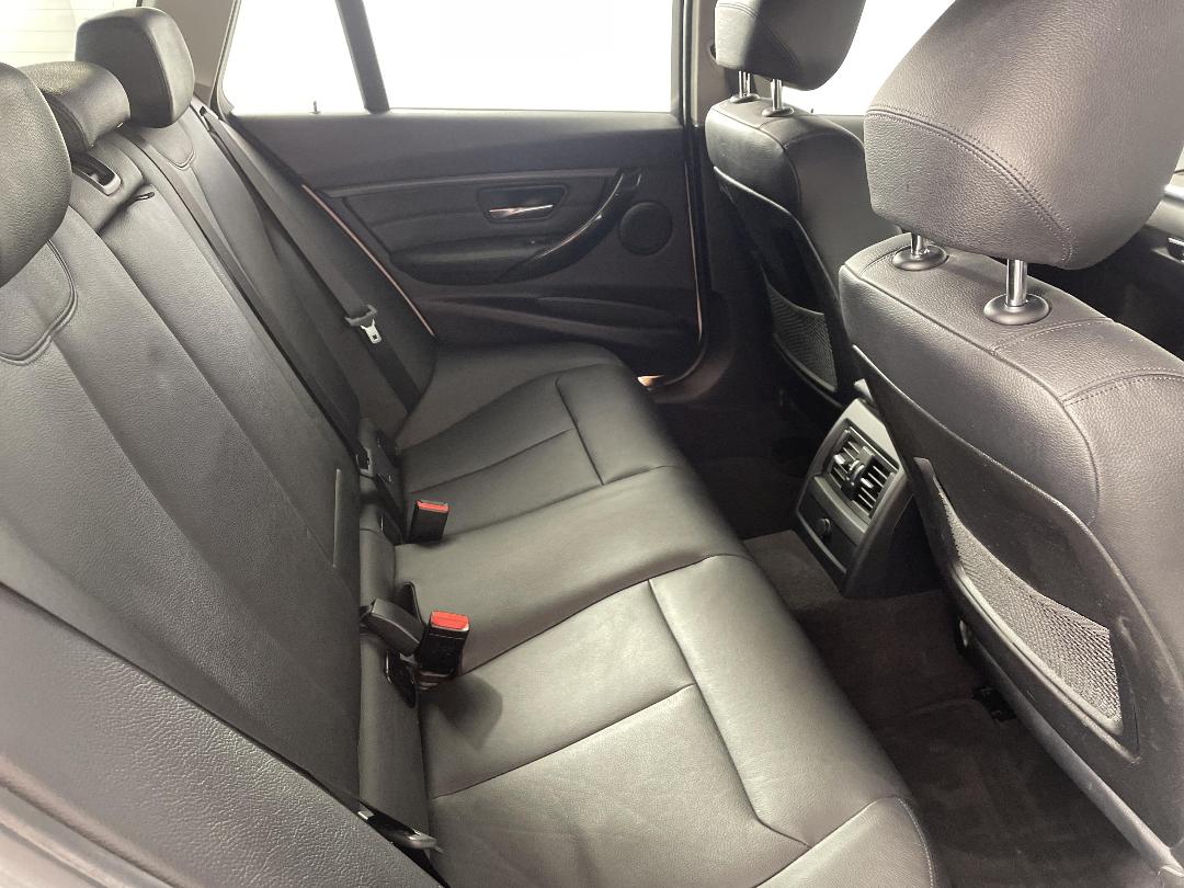 Photo '20' of BMW 328I Photo '20' of BMW 328I