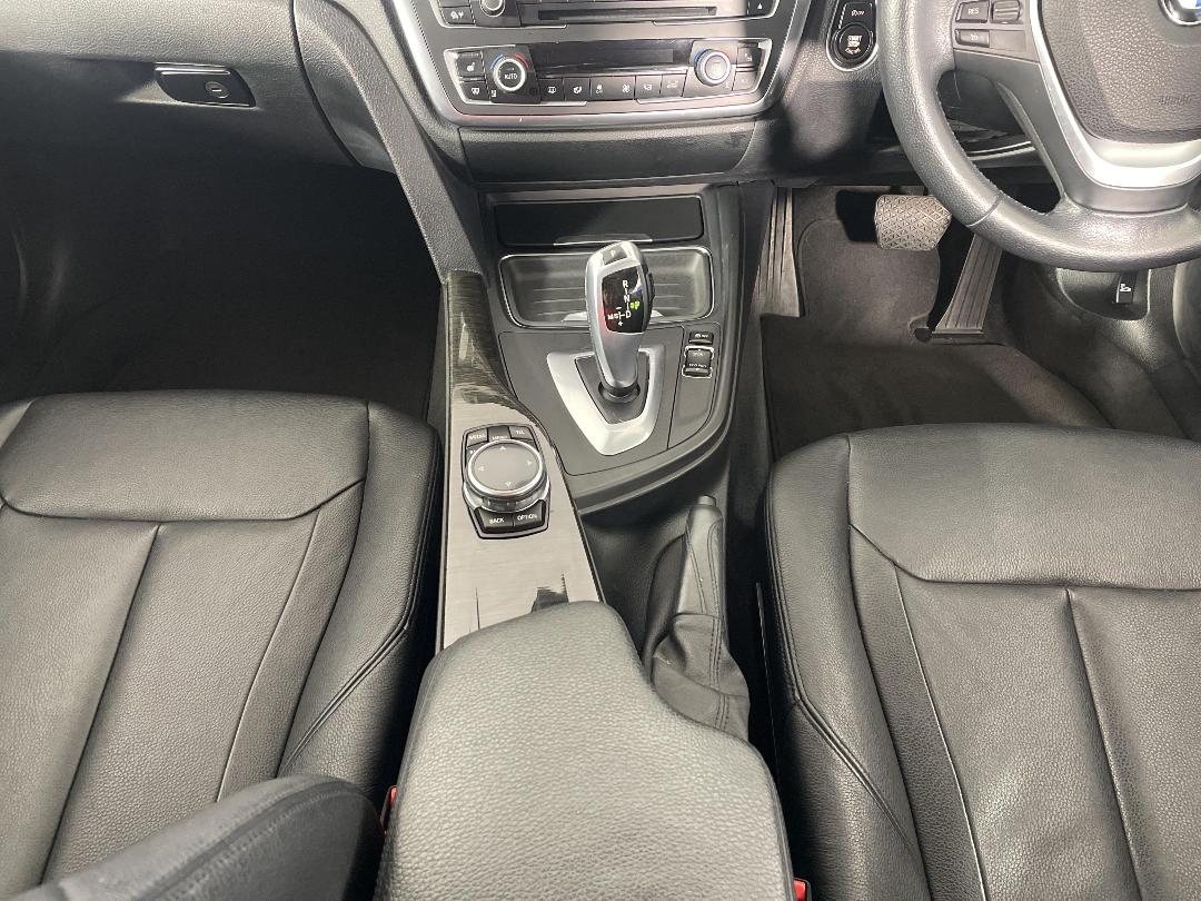 Photo '18' of BMW 328I Photo '18' of BMW 328I