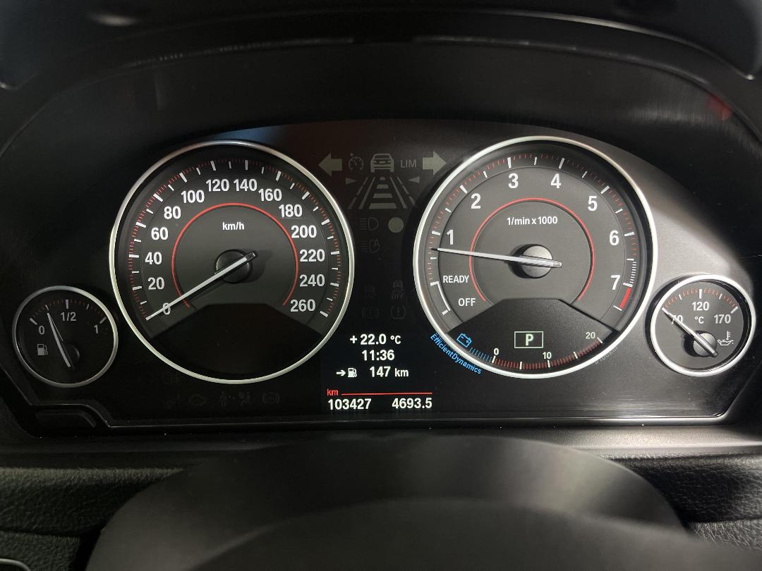 Photo '21' of BMW 335I