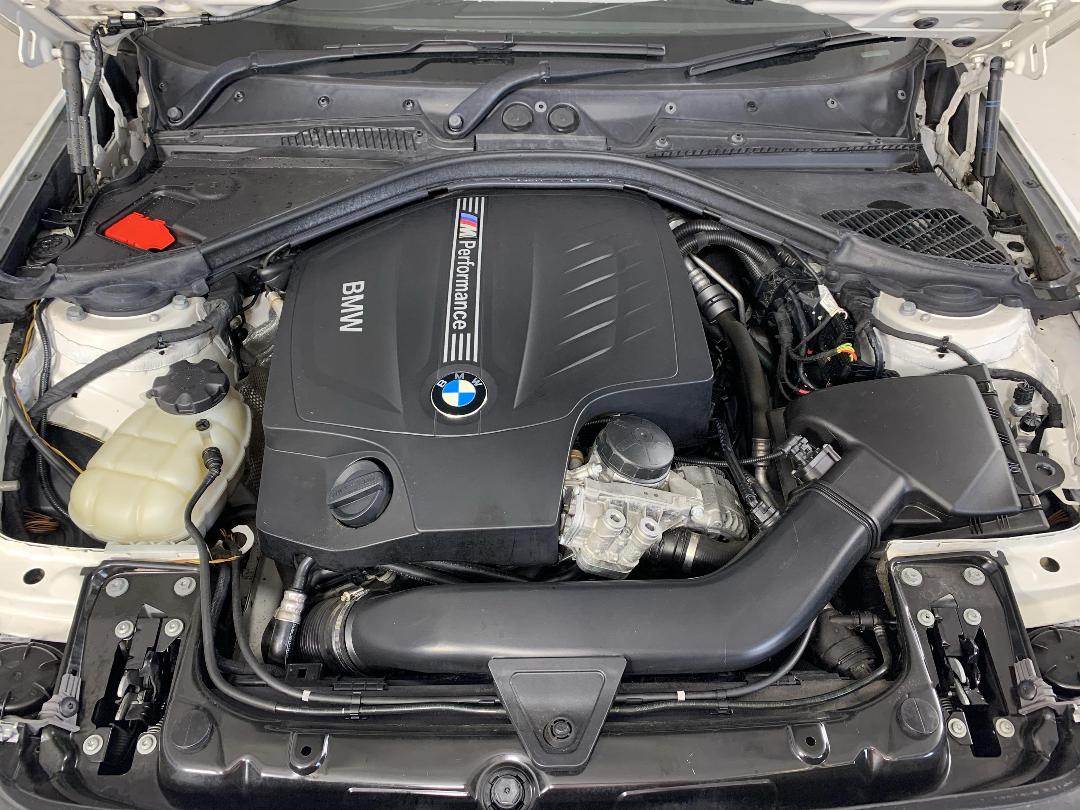 Photo '13' of BMW M135I