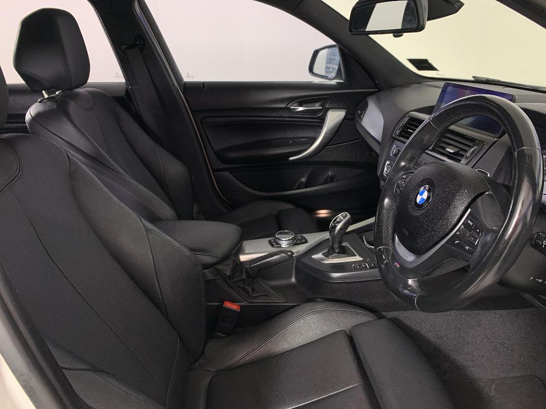 Photo '16' of BMW M135I