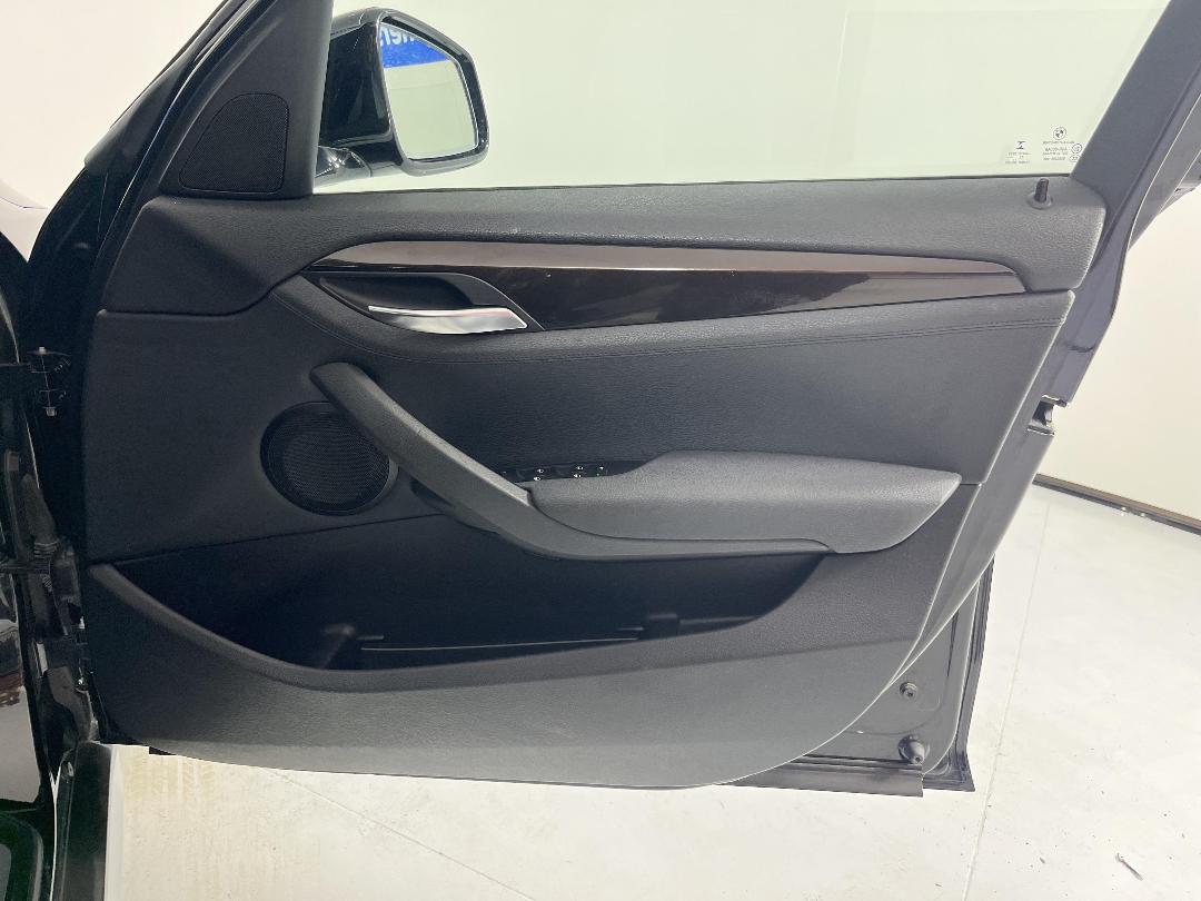 Photo '15' of BMW X1