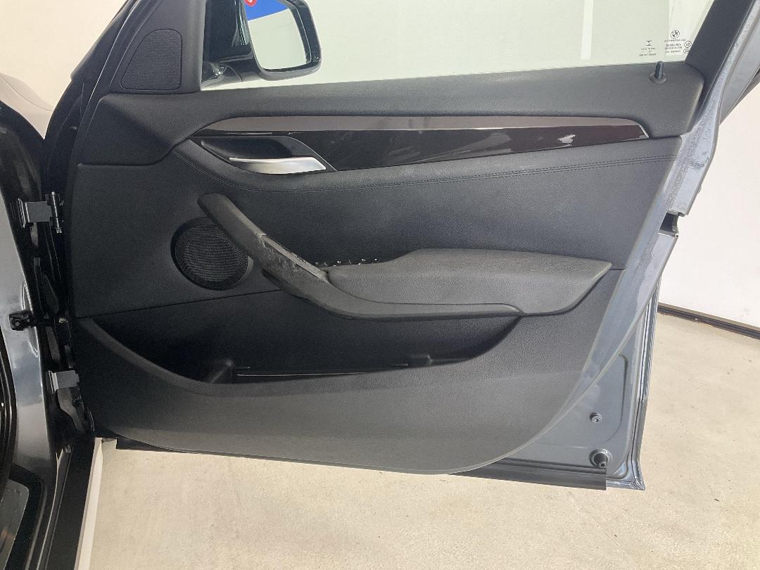 Photo '15' of BMW X1 Photo '15' of BMW X1