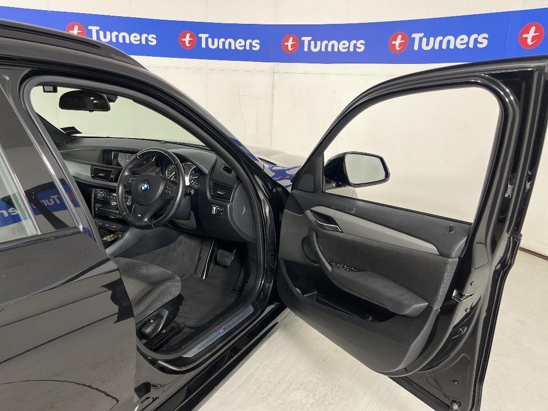 Photo '15' of BMW X1 Photo '15' of BMW X1