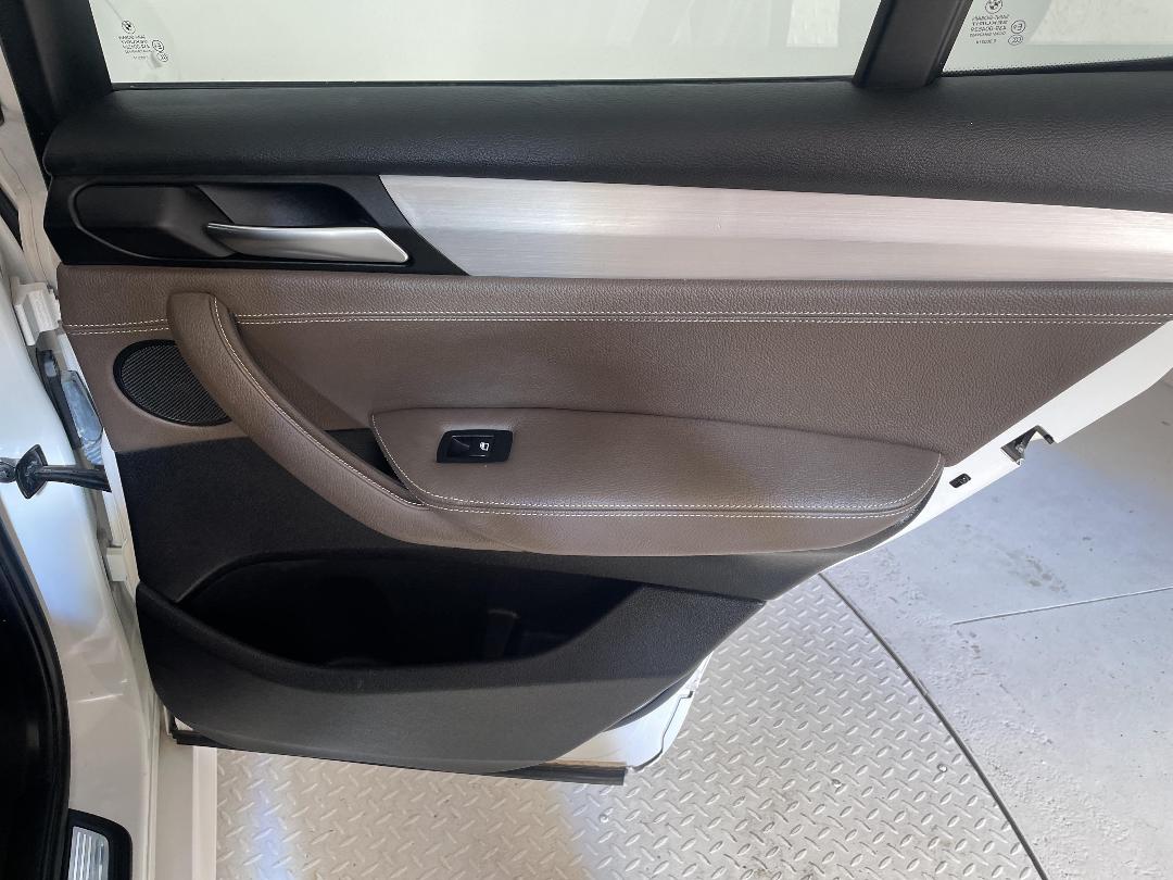 Photo '19' of BMW X3 Photo '19' of BMW X3