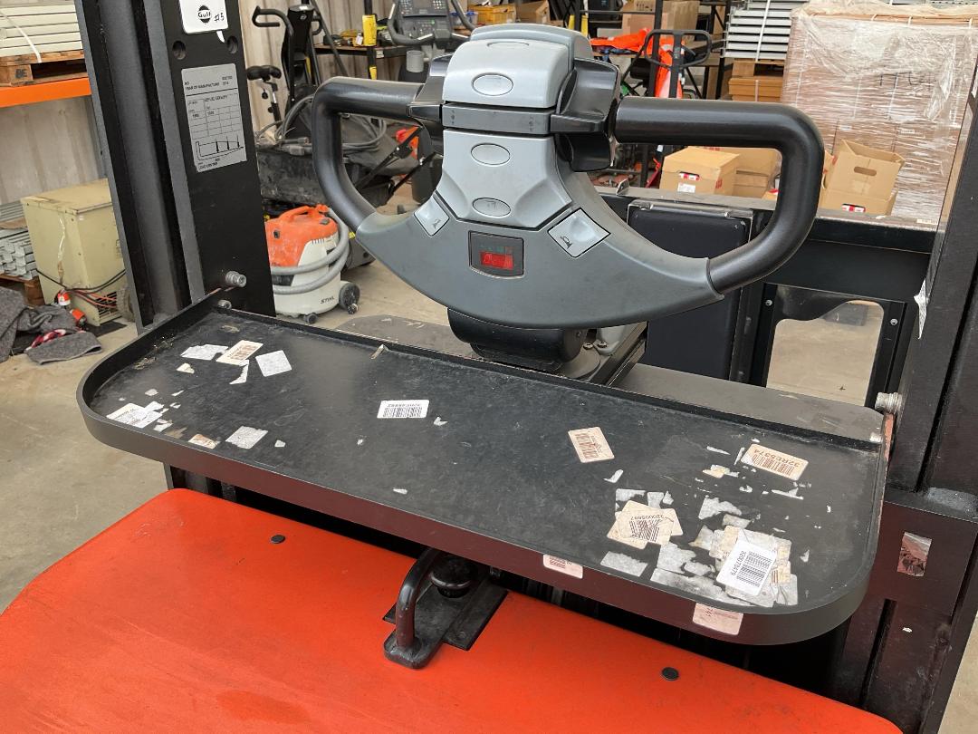 Photo '26' of BT OSSE100 Low Level Order Picker Forklift