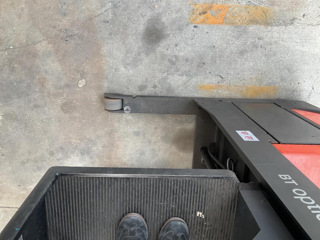 Photo '29' of BT OSSE100 Low Level Order Picker Forklift