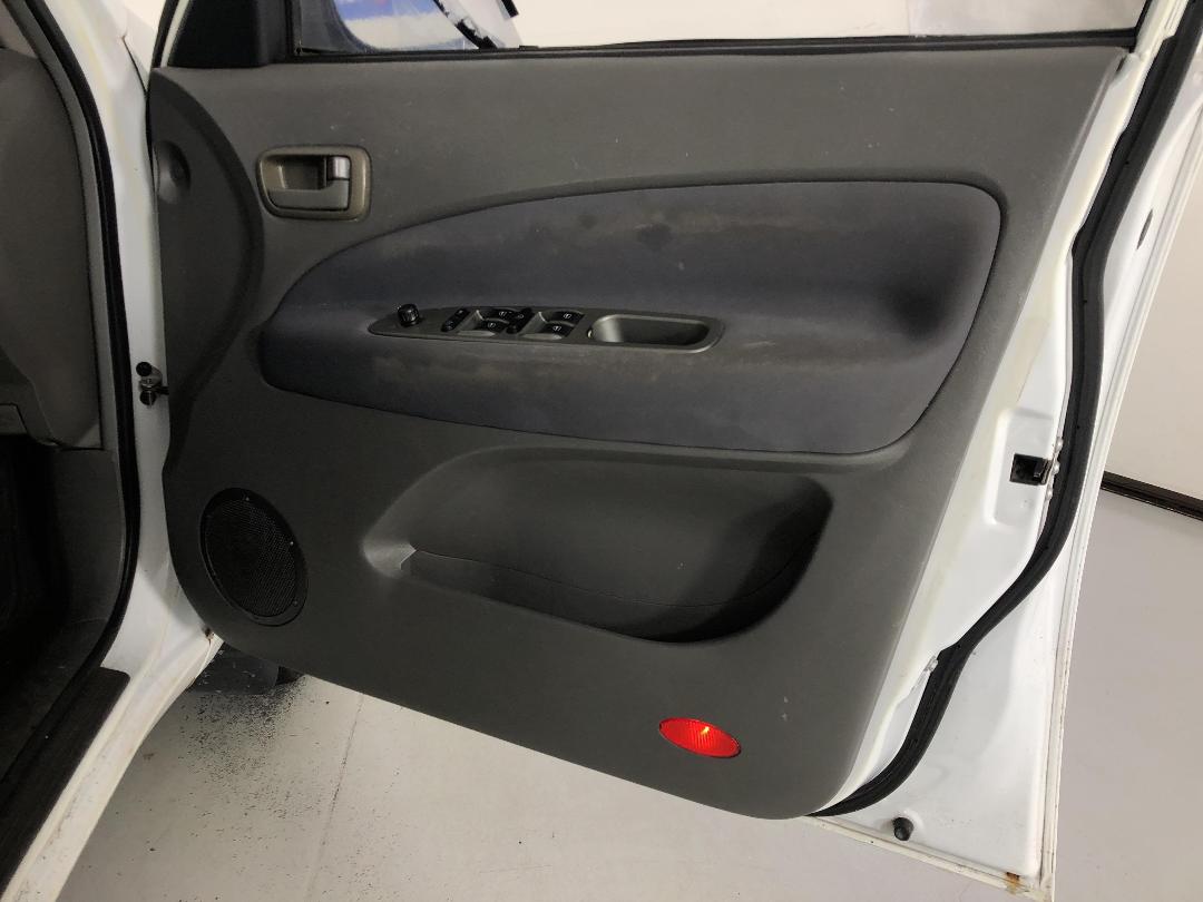 Photo '13' of Chery J11