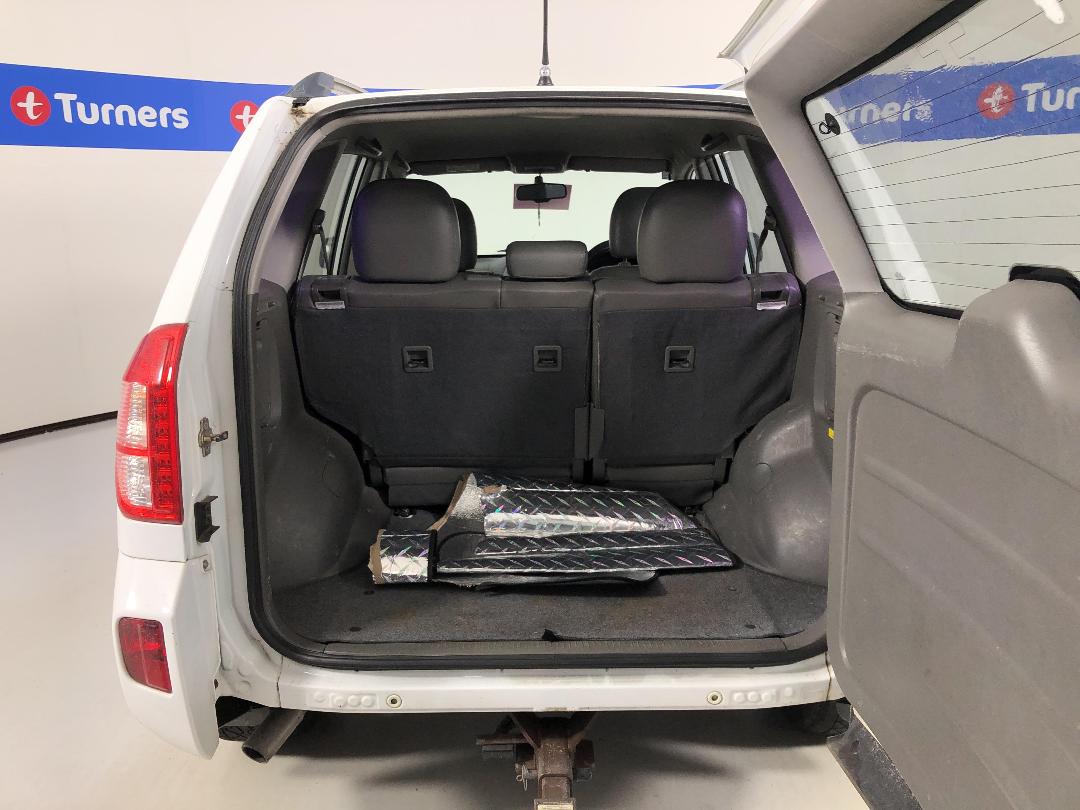 Photo '12' of Chery J11