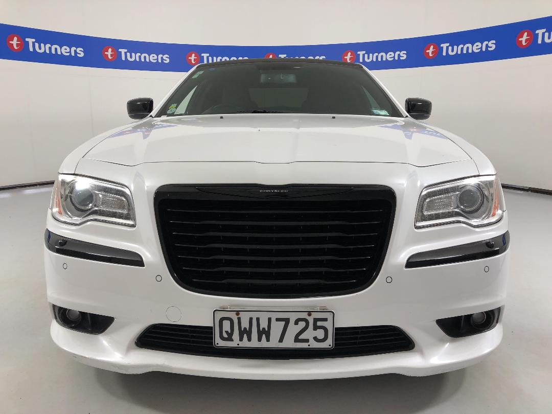 Photo '2' of Chrysler 300