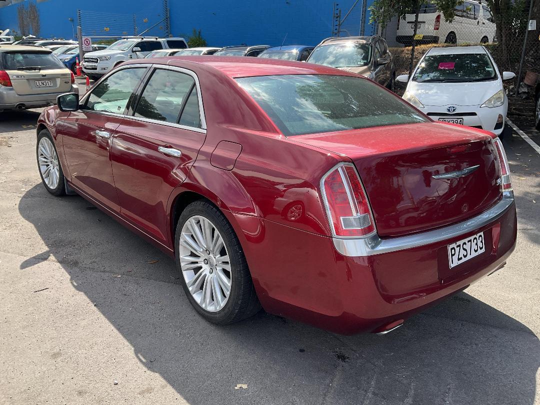 Photo '6' of Chrysler 300C V6 LUX