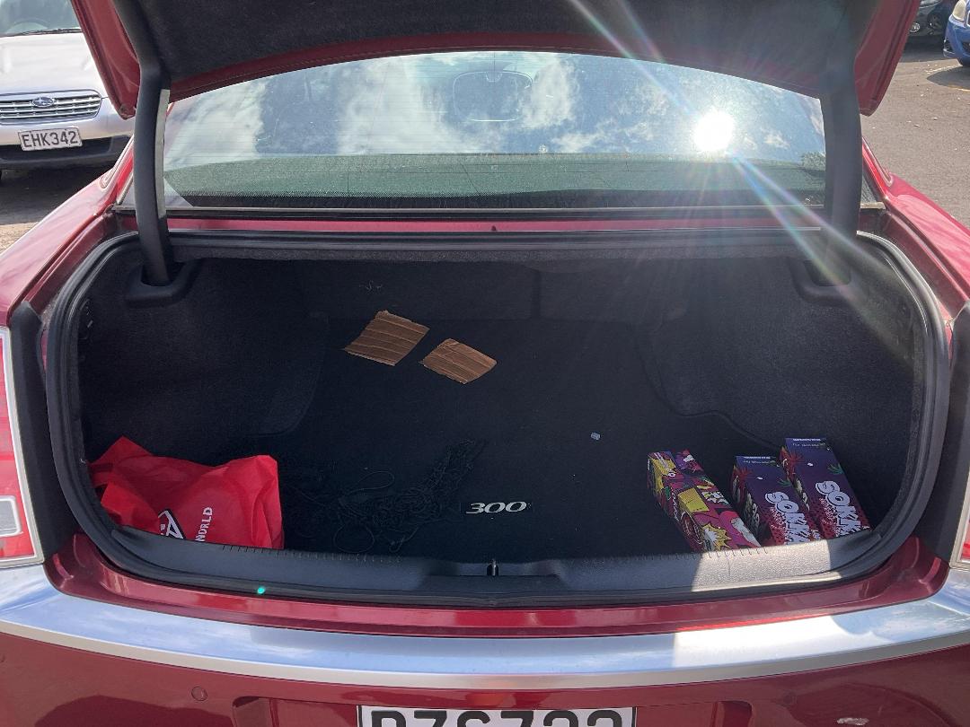 Photo '7' of Chrysler 300C V6 LUX