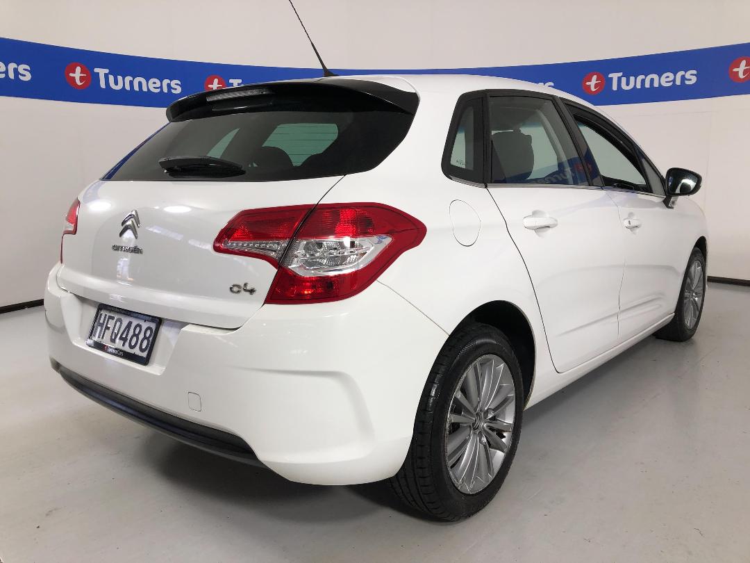 Photo '7' of Citroen C4 Photo '7' of Citroen C4