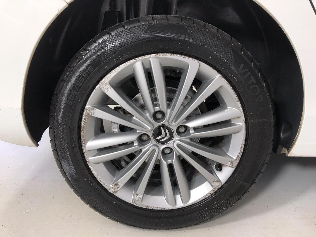 Photo '12' of Citroen C4 Photo '12' of Citroen C4