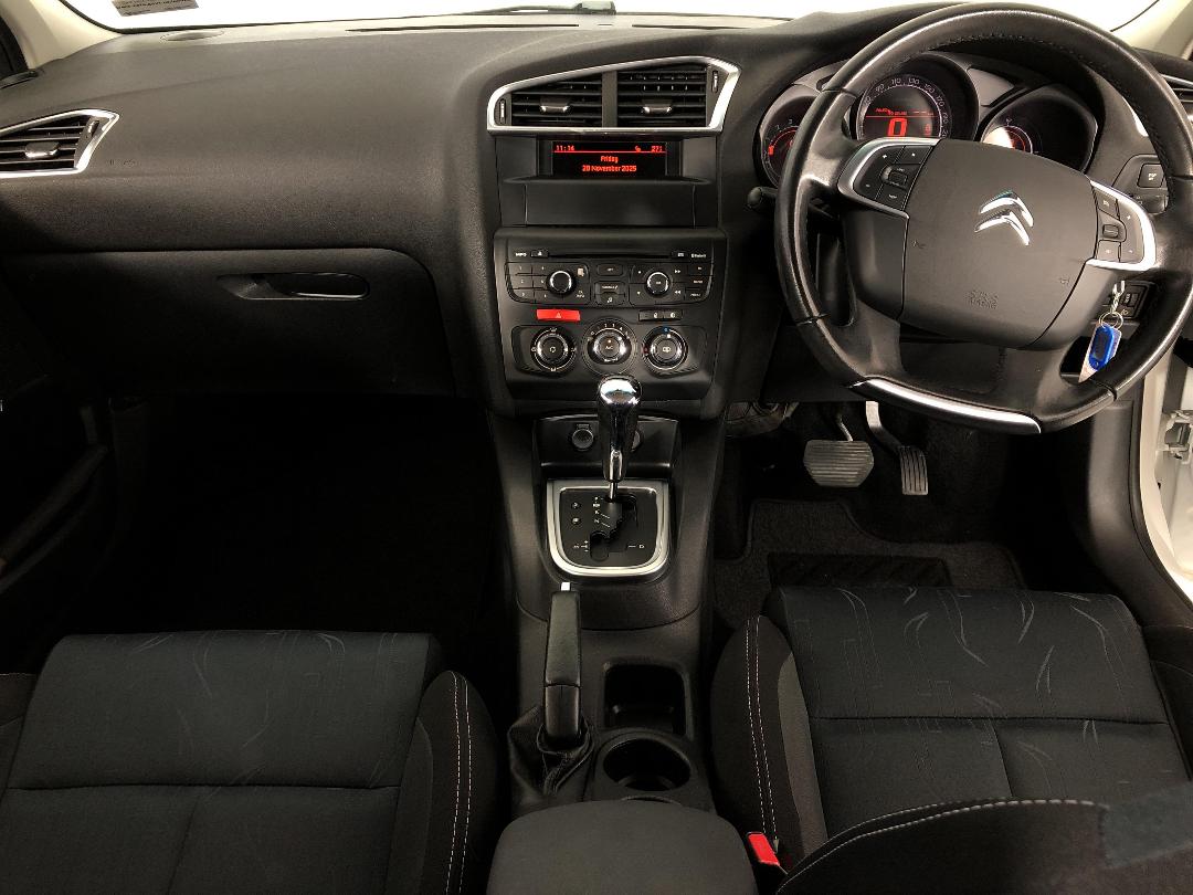 Photo '17' of Citroen C4 Photo '17' of Citroen C4