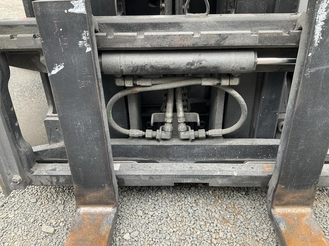 Photo '19' of Crown RC5515-30 Forklift