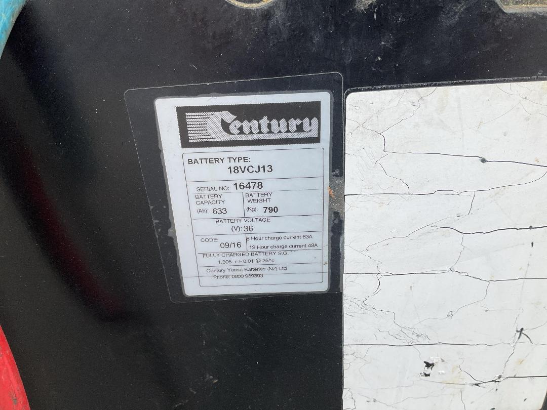 Photo '26' of Crown RC5515-30 Forklift