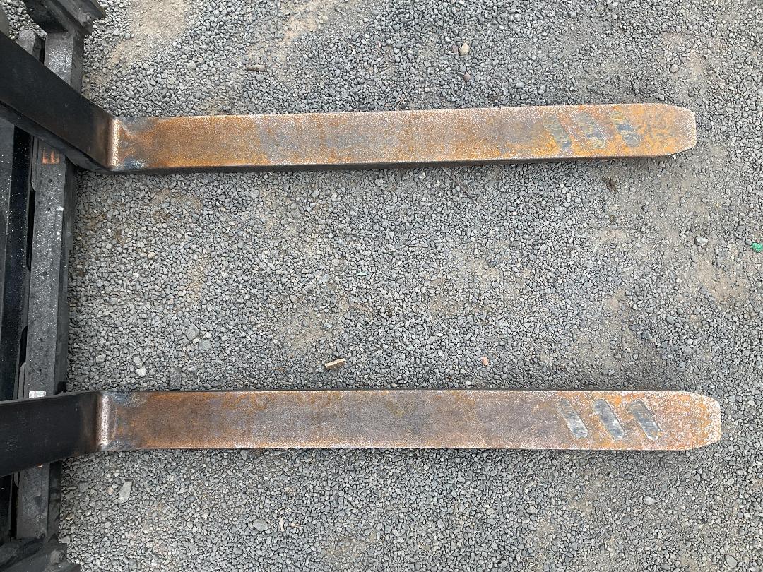 Photo '18' of Crown RC5515-30 Forklift