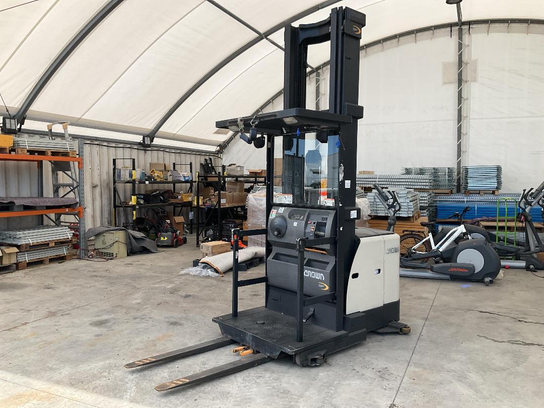 Photo '9' of Crown SP3520-30TT312 H Other Machine Photo '9' of Crown SP3520-30TT312 H Other Machine