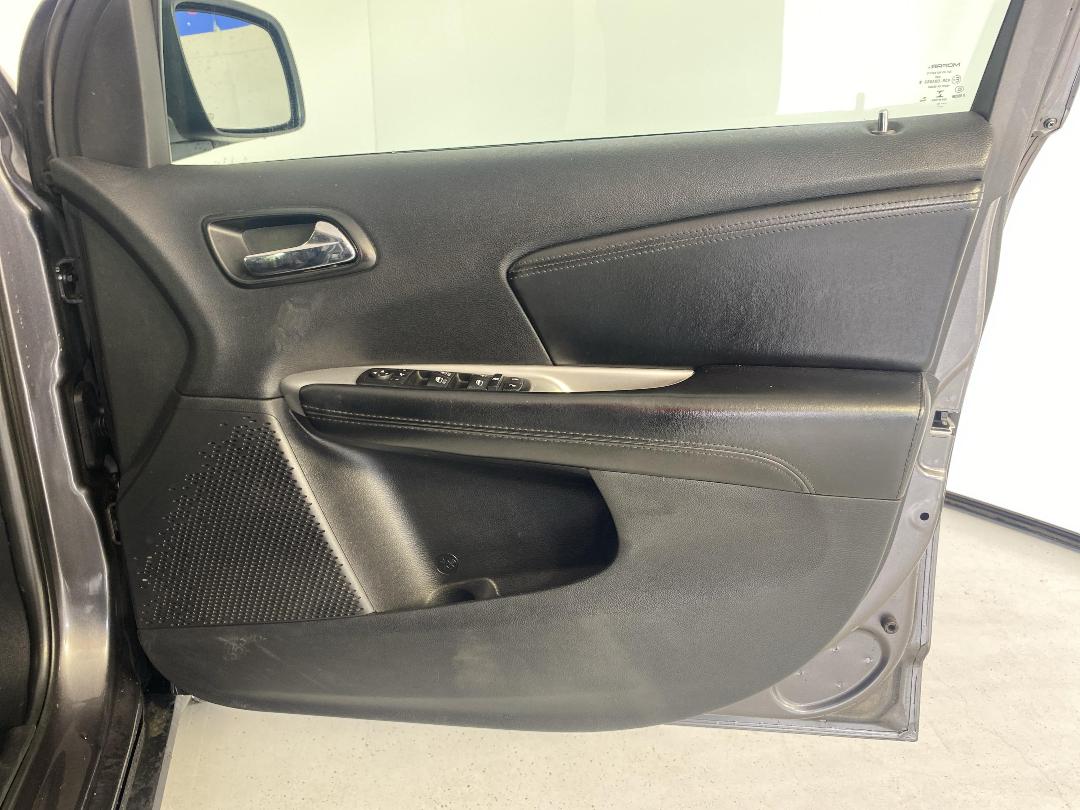 Photo '15' of Dodge Journey