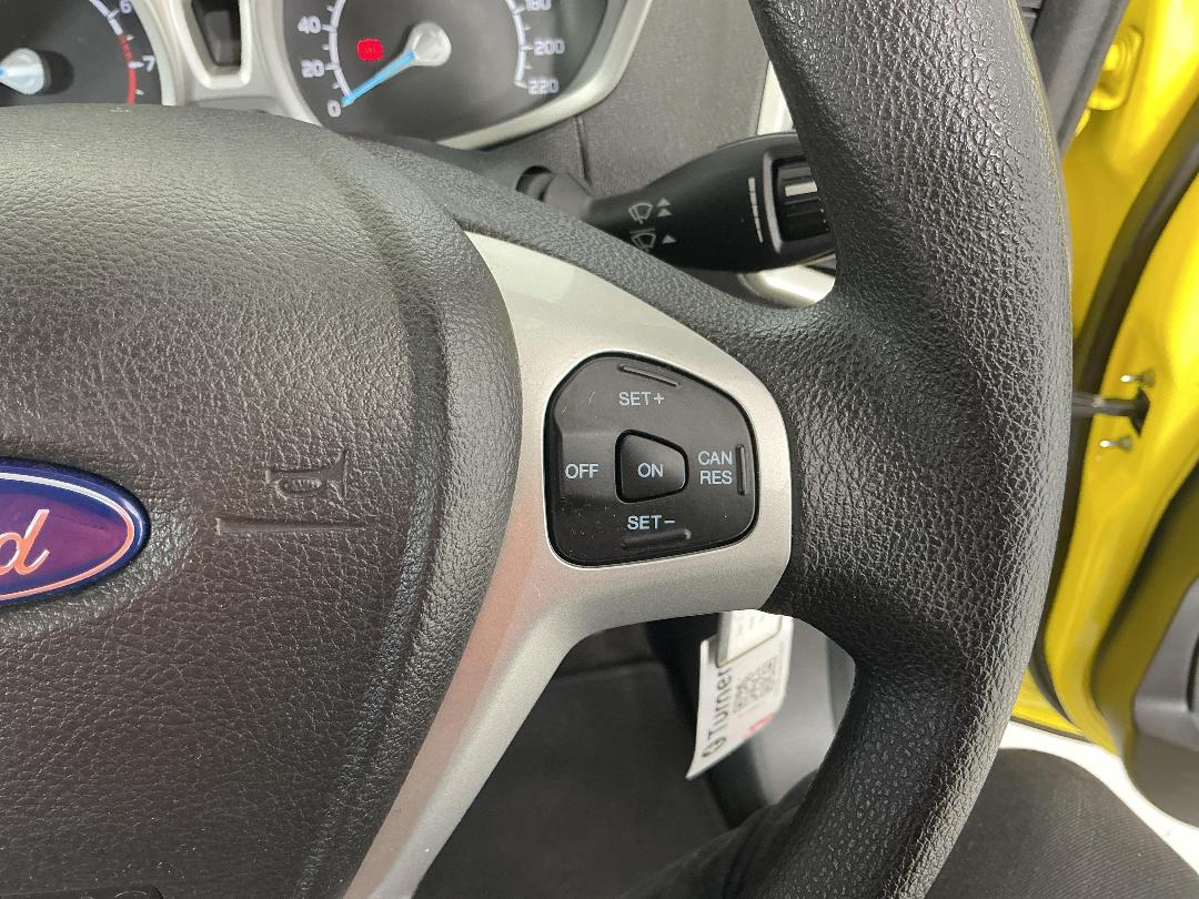 Photo '24' of Ford Ecosport Photo '24' of Ford Ecosport