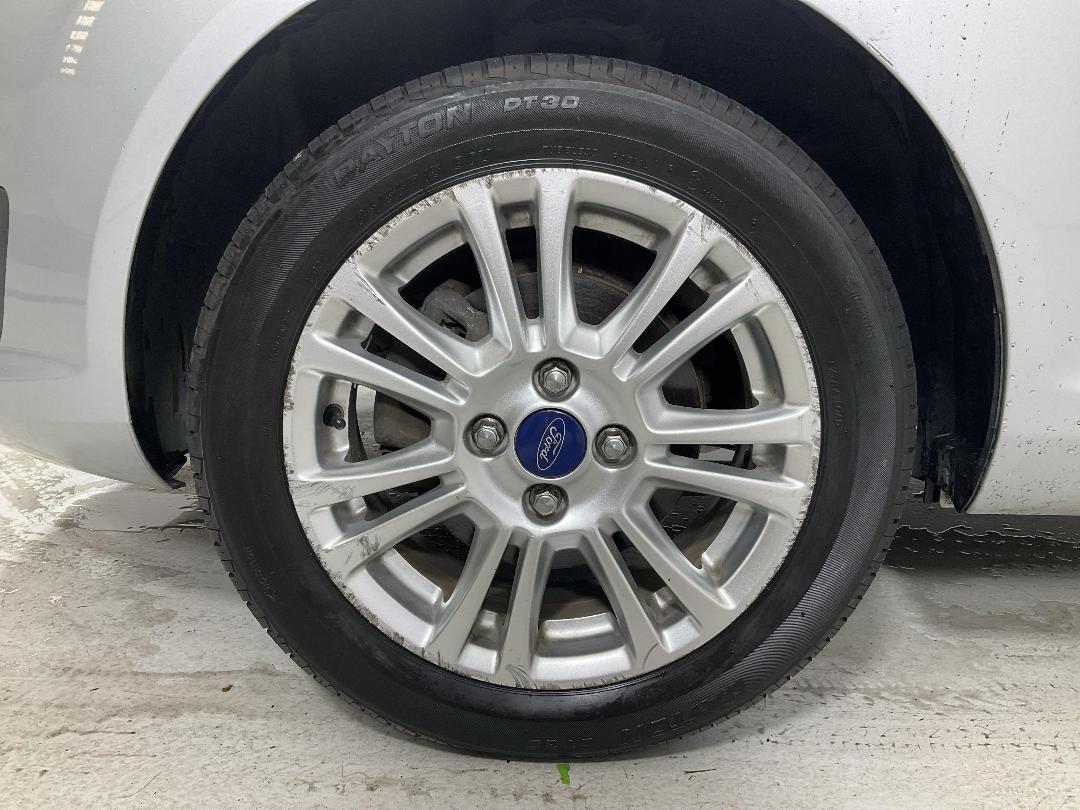 Photo '10' of Ford Fiesta Photo '10' of Ford Fiesta