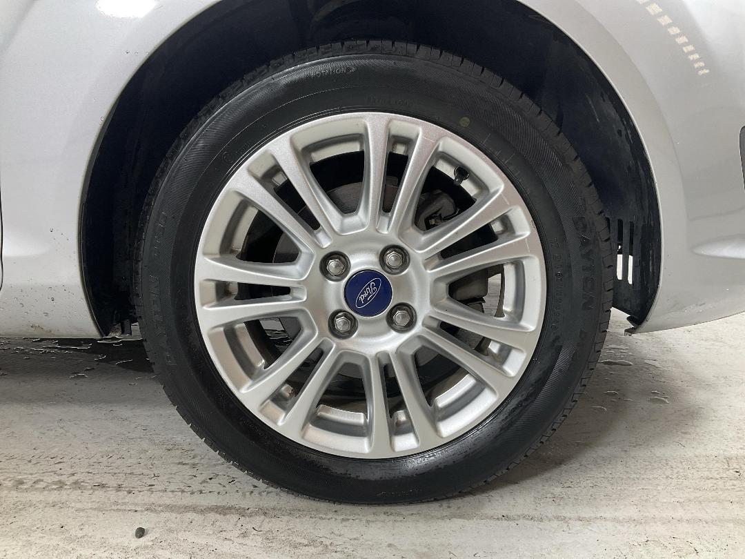 Photo '9' of Ford Fiesta Photo '9' of Ford Fiesta