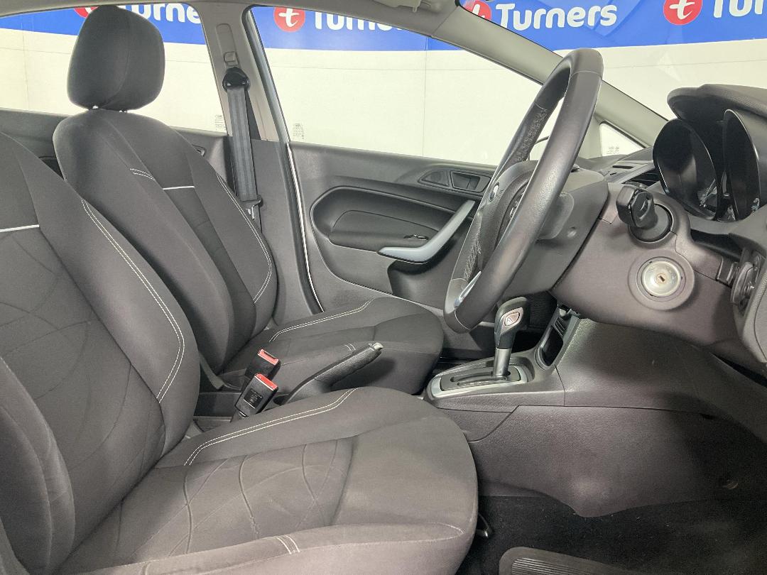 Photo '16' of Ford Fiesta Photo '16' of Ford Fiesta