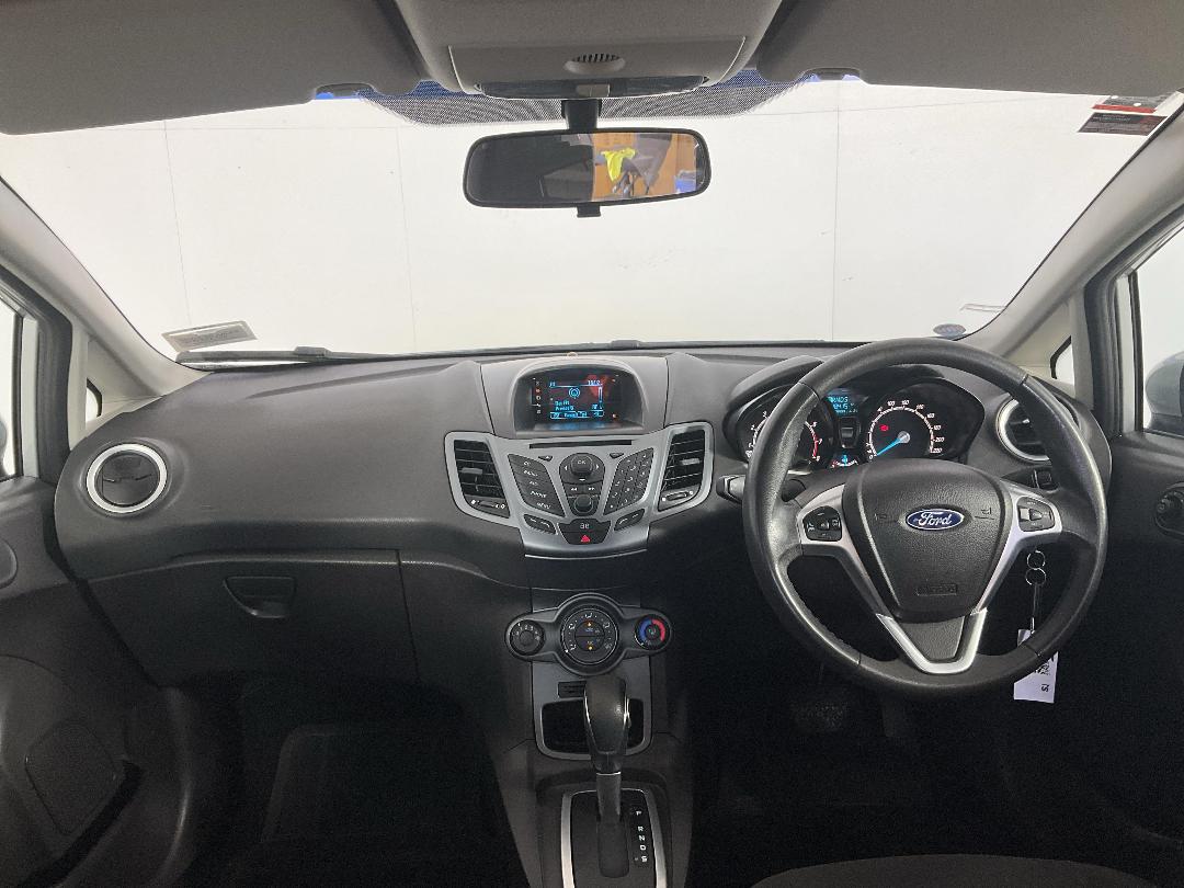 Photo '17' of Ford Fiesta Photo '17' of Ford Fiesta