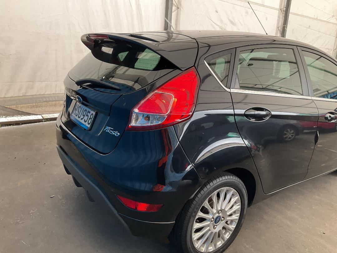 Photo '15' of Ford Fiesta Sport