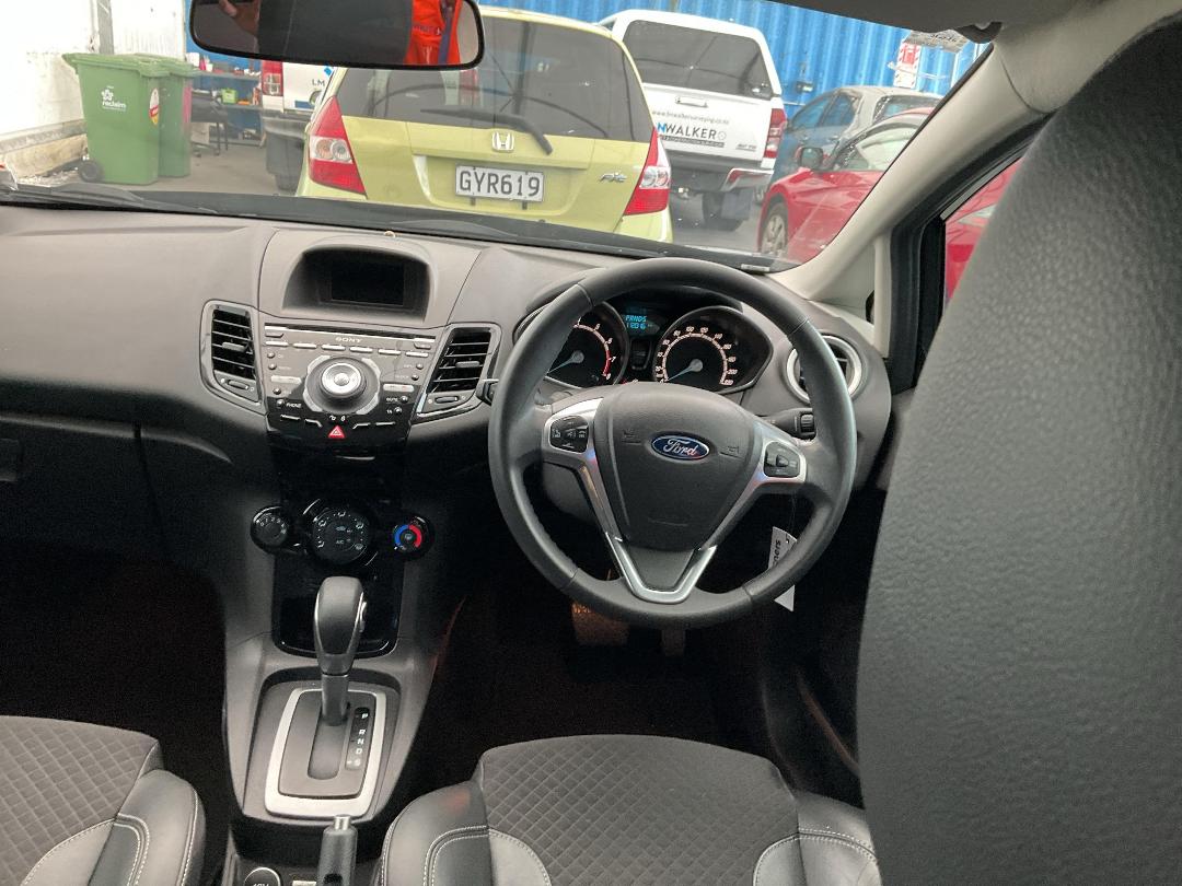 Photo '21' of Ford Fiesta Sport