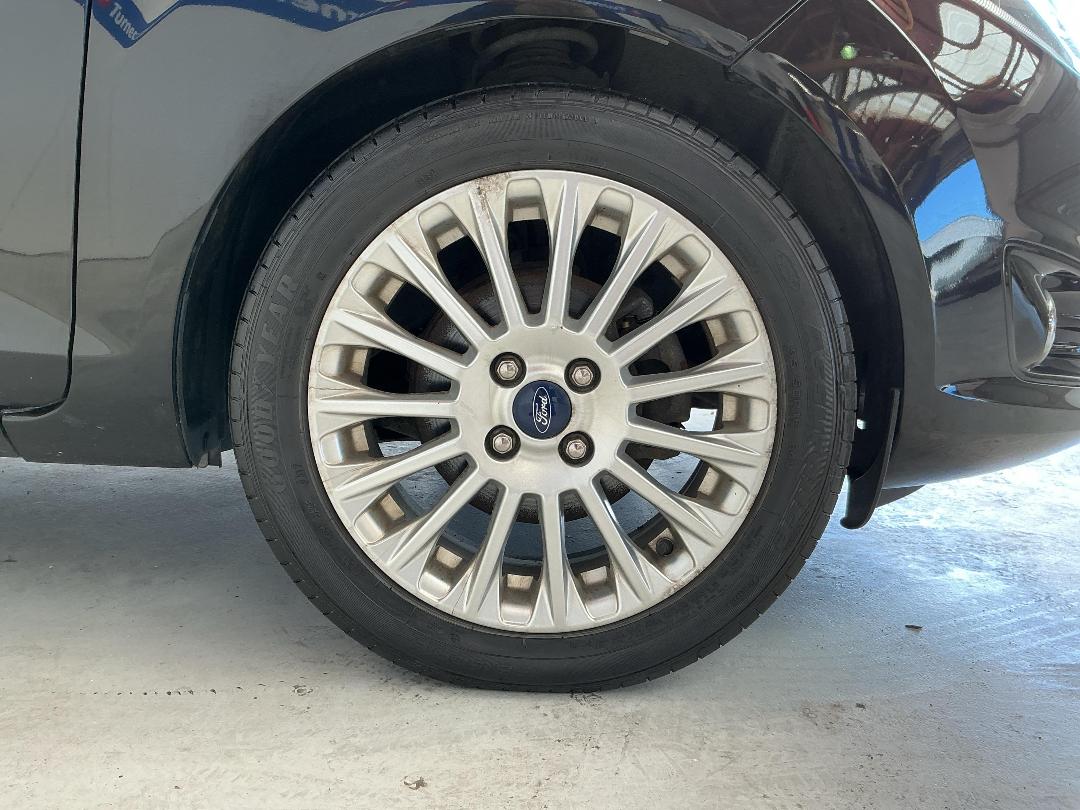 Photo '9' of Ford Fiesta