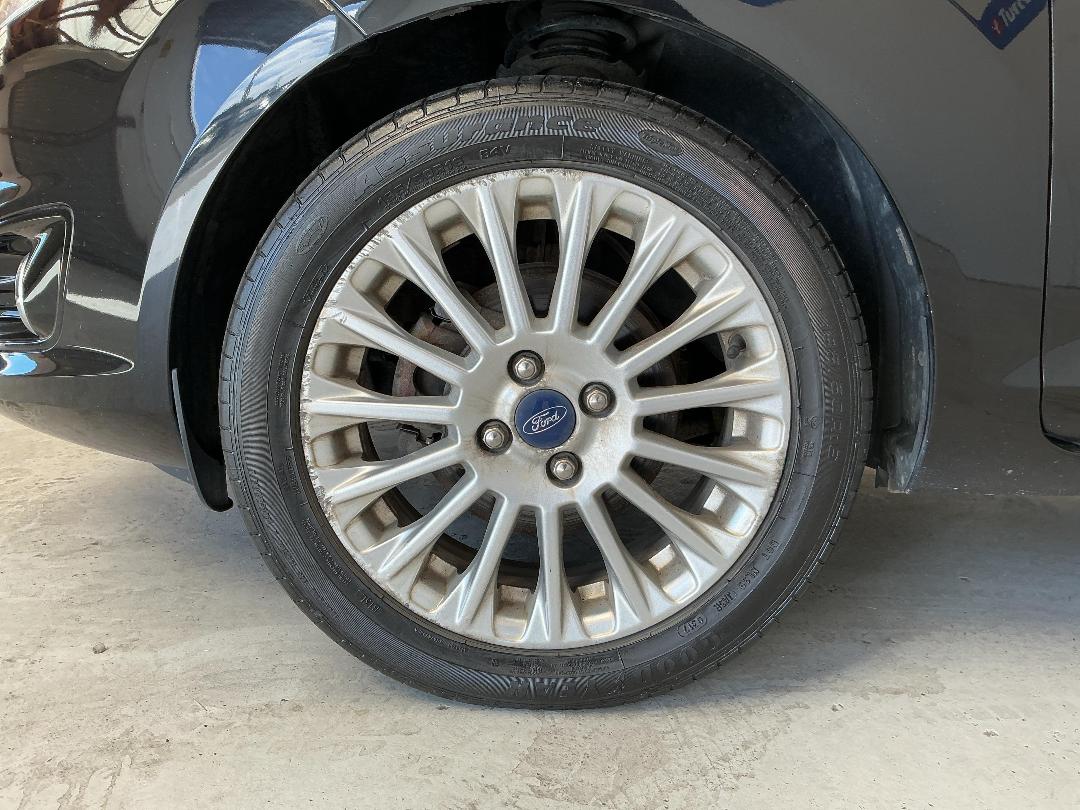 Photo '10' of Ford Fiesta