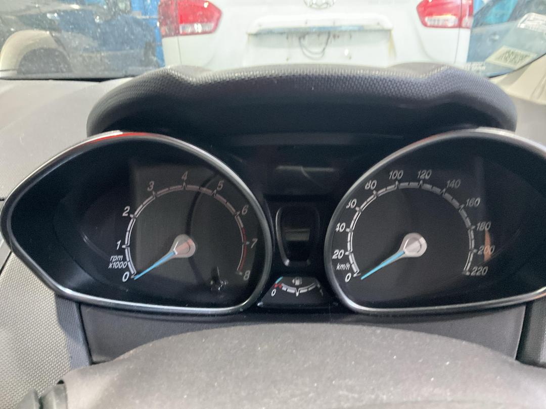 Photo '12' of Ford Fiesta Sport