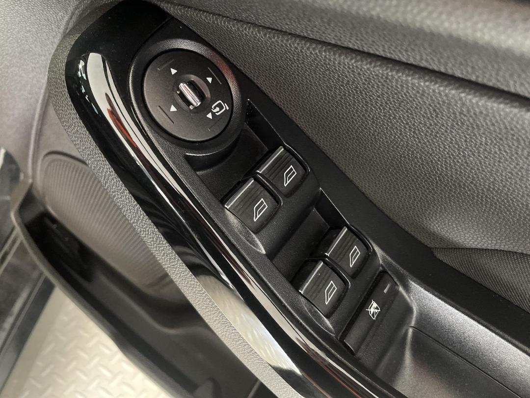 Photo '21' of Ford Fiesta