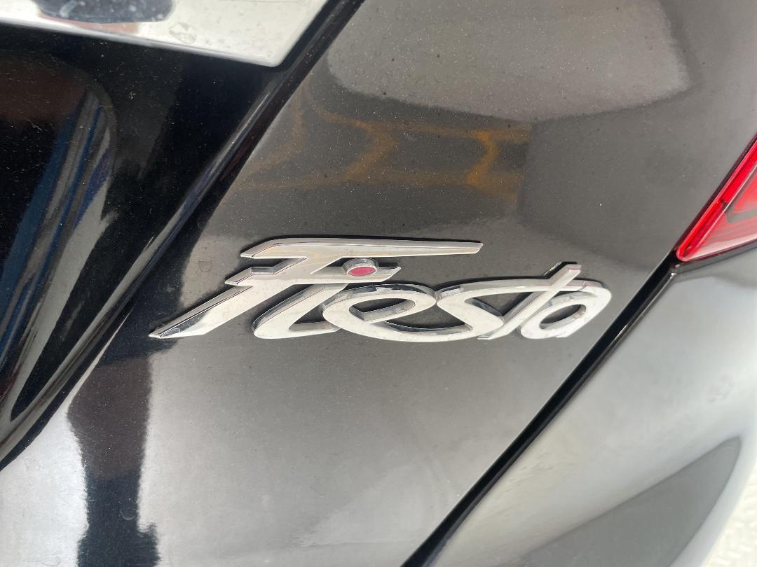 Photo '36' of Ford Fiesta