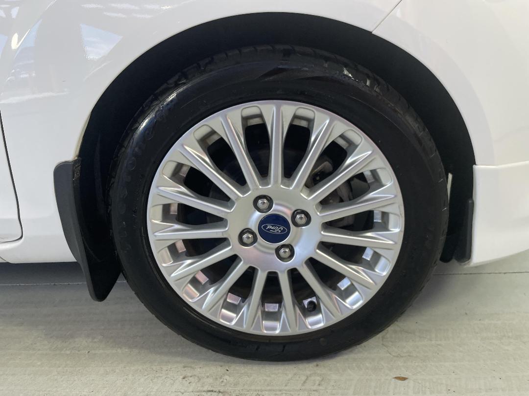 Photo '9' of Ford Fiesta