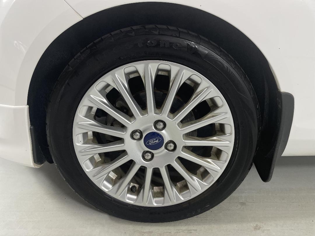 Photo '10' of Ford Fiesta