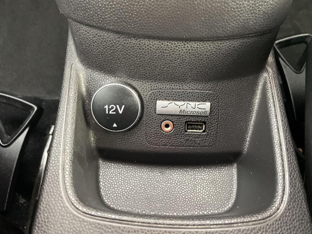 Photo '23' of Ford Fiesta