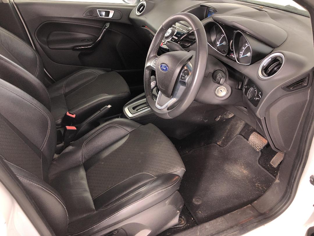 Photo '14' of Ford Fiesta Sport